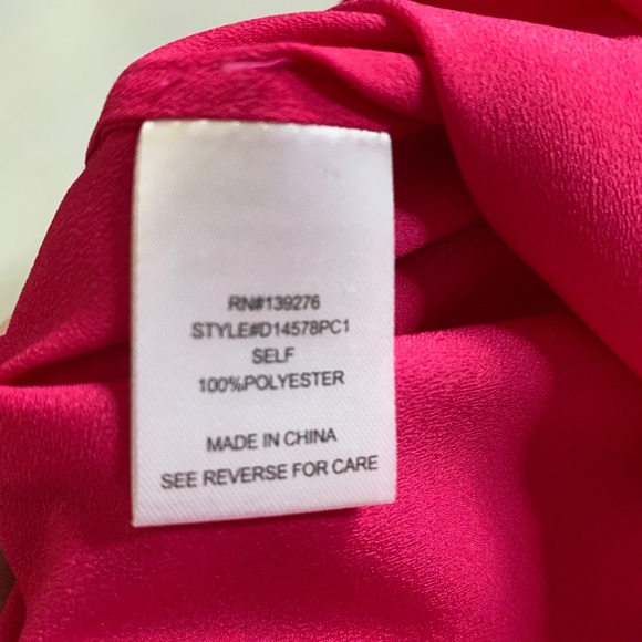 Daniel Rainn sleeveless top - Picture 7 of 9